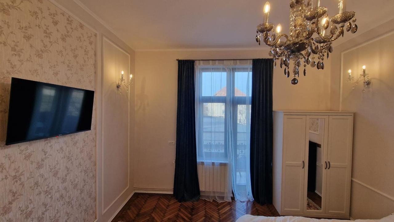 Uvs Central Luxury Apartment オラデア エクステリア 写真
